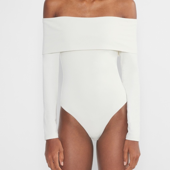 Aritzia Contour Deco Bodysuit - Picture 1 of 5